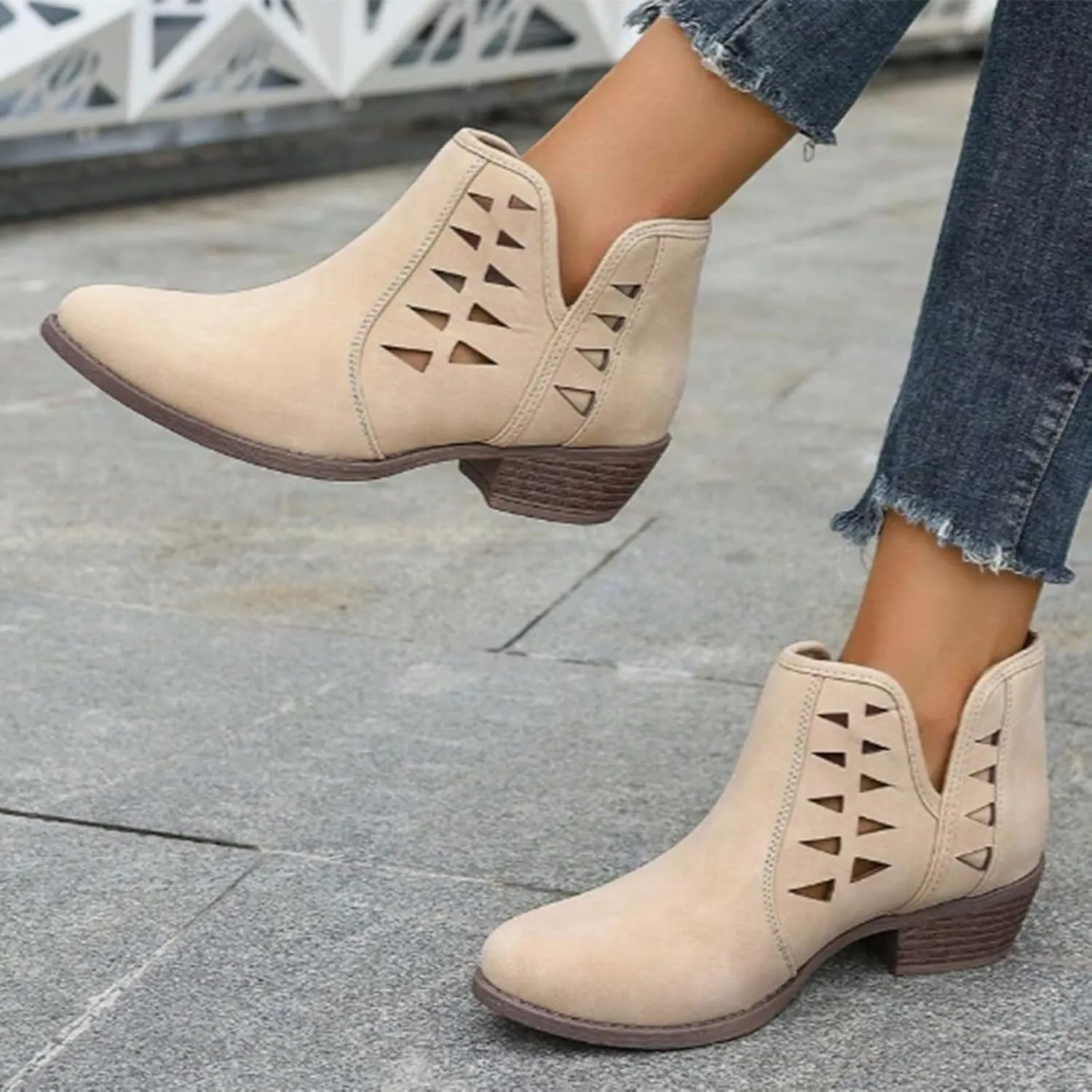 Ankle Boots for Women Low Heel Cowboy Boots V Cut Suede Retro Western Pointed Toe Chunky Heels Womens Ankle Boots