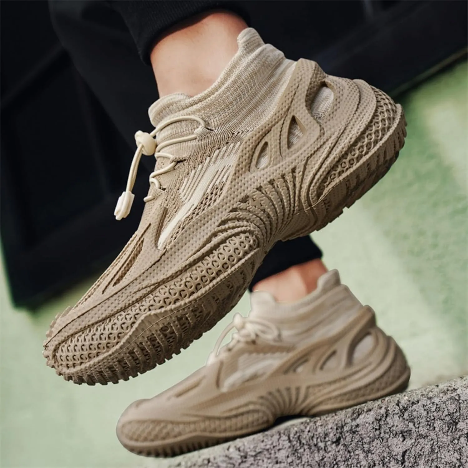 Men's Fashion Sneakers Breathable Mesh Lightweight Running Shoes Thick Cushioned Sole with Slip-Resistant Design for Gym Outdoor Daily Casual & Athletic Wear
