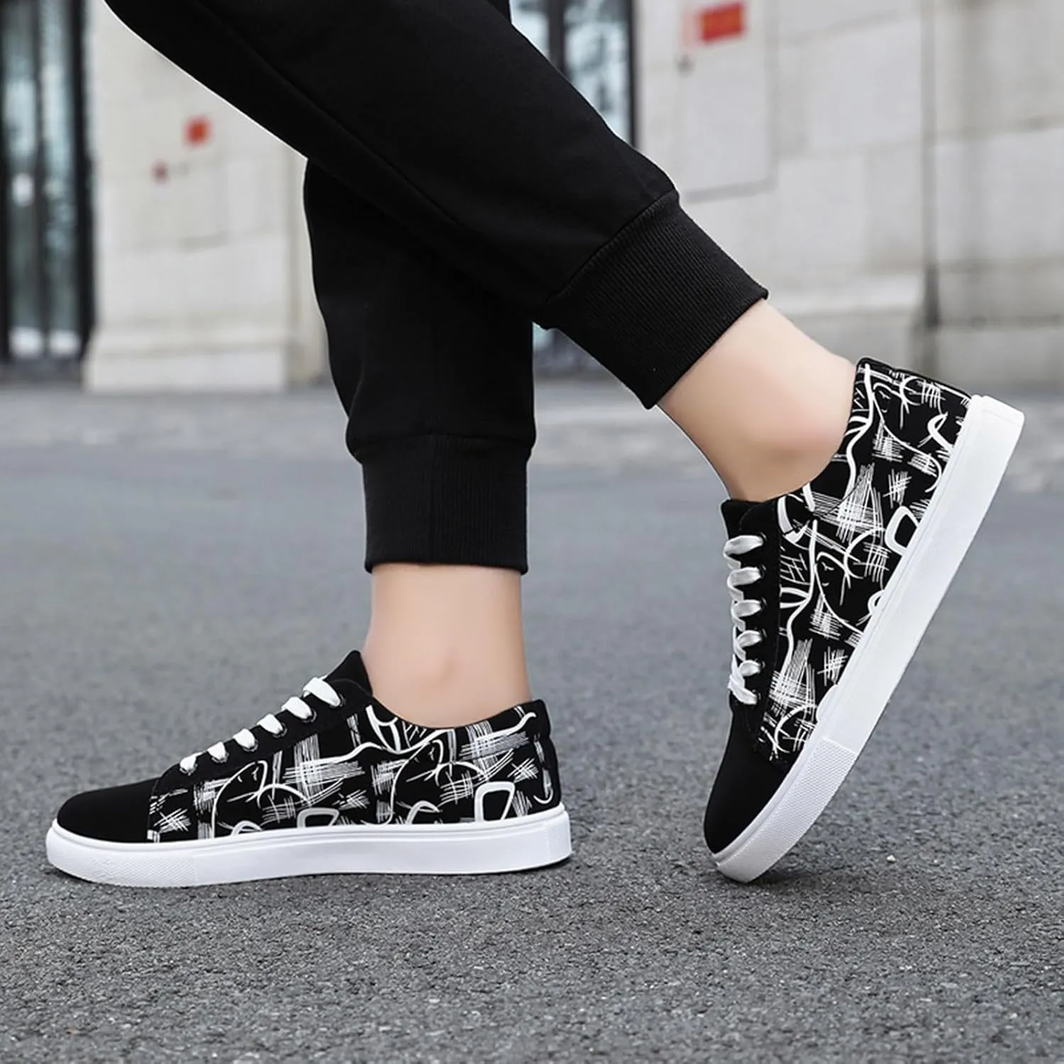 Men's Non Slip Barefoot Minimalist Shoes Breathable Casual Comfortable Walking Sneaker Comfortable Stretch Shoes