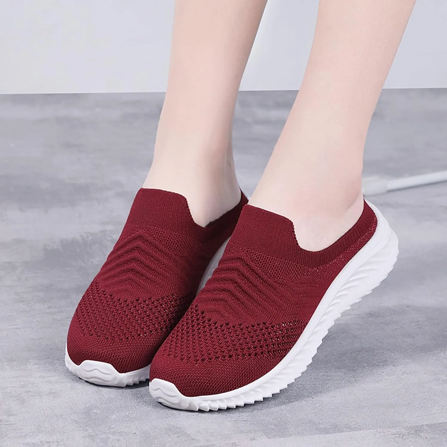 Women Comfortable Slip On Shoes Lightweight Walking Sneakers Canvas Casual Flats Non Slip Elastic Loafers