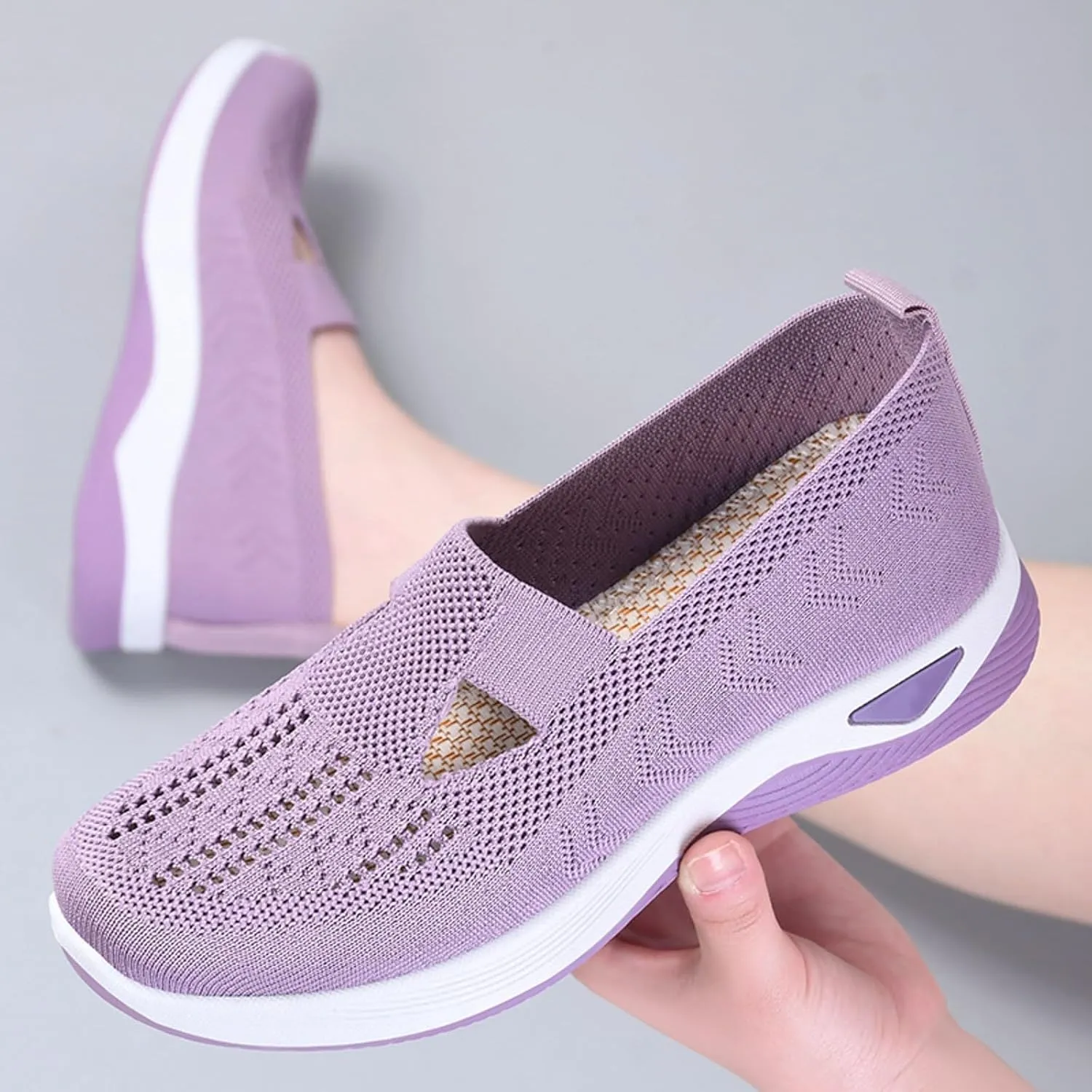Women Comfortable Slip On Shoes Lightweight Walking Sneakers Canvas Casual Flats Non Slip Elastic Loafers